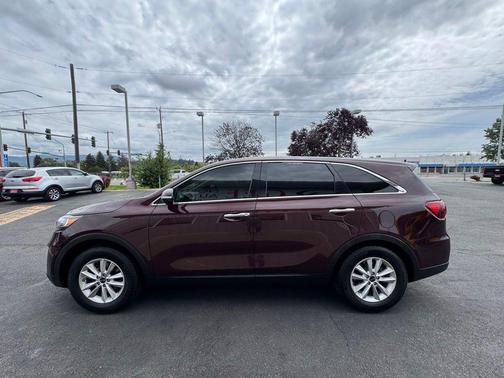 Sangria Red 2019 Kia Sorento LX