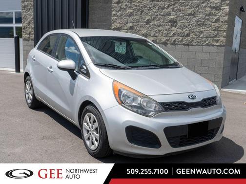 Bright Silver 2014 Kia Rio LX