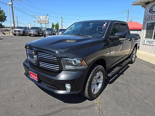 2016 RAM 1500 Sport