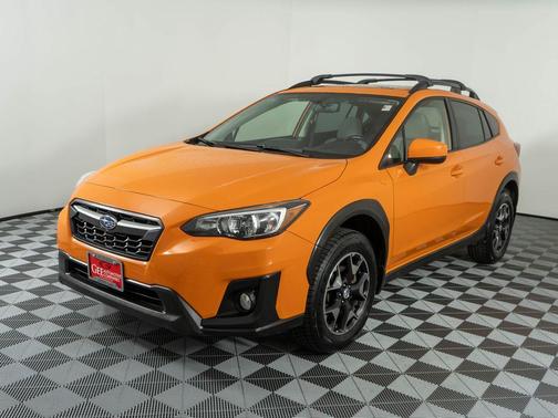 Sunshine Orange 2018 Subaru Crosstrek 2.0i Premium