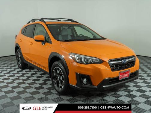 Sunshine Orange 2018 Subaru Crosstrek 2.0i Premium