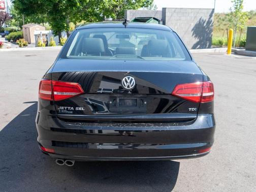 Black 2015 Volkswagen Jetta 2.0L TDI SEL