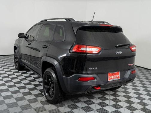 2018 Jeep Cherokee Trailhawk