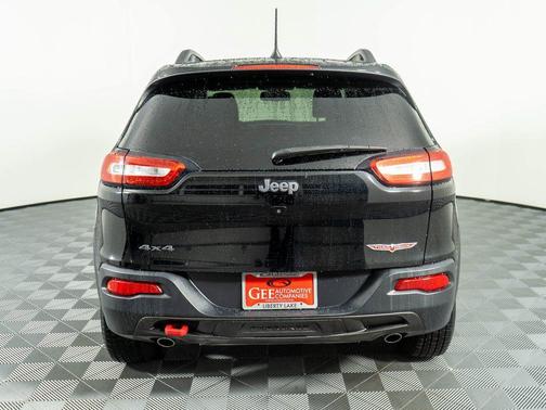 2018 Jeep Cherokee Trailhawk