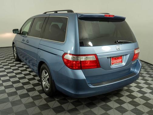 Blue 2005 Honda Odyssey EX-L