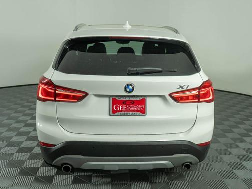 White 2017 BMW X1 xDrive 28i
