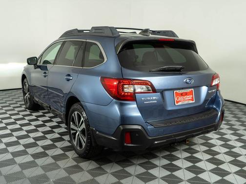 Twilight Blue Metallic 2018 Subaru Outback 2.5i Limited