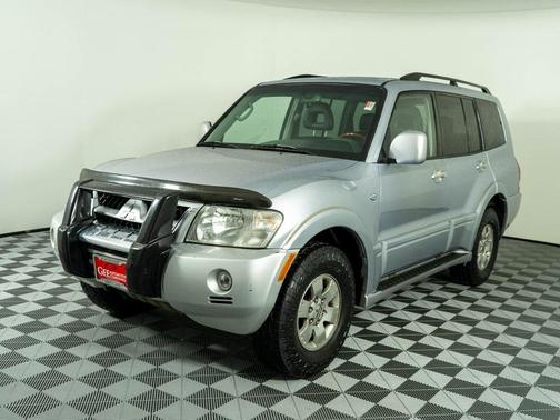 2004 Mitsubishi Montero Limited