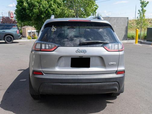 Billet Silver Metallic Clearcoat 2019 Jeep Cherokee Latitude