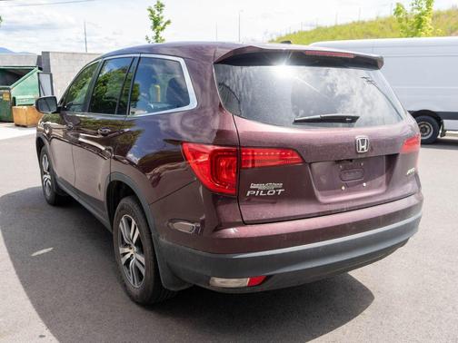 Maroon 2017 Honda Pilot EX-L
