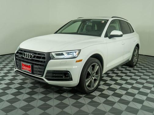 2020 Audi Q5 40 Premium Plus