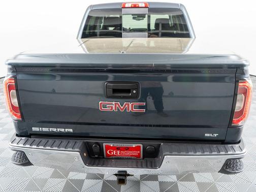 Dark Slate Metallic 2018 GMC Sierra 1500 SLT