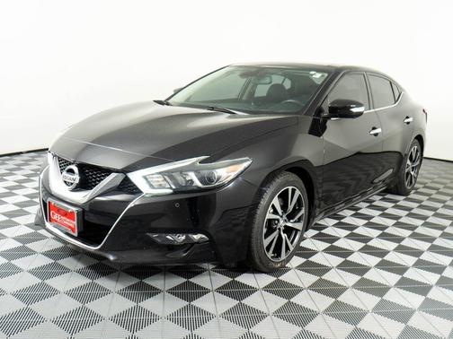 Black 2016 Nissan Maxima 3.5 Platinum