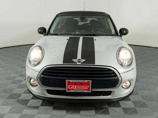 2016 MINI Hardtop Cooper