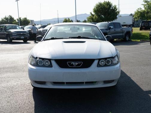2001 Ford Mustang Base