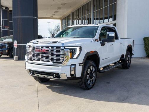 Summit White 2024 GMC Sierra 2500 Denali