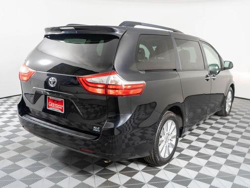 Attitude Black 2015 Toyota Sienna XLE