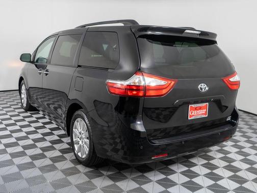 Attitude Black 2015 Toyota Sienna XLE