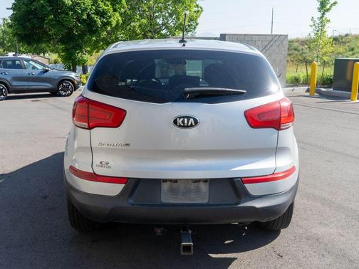 Bright Silver 2015 Kia Sportage LX