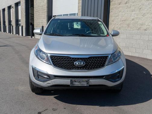 Bright Silver 2015 Kia Sportage LX