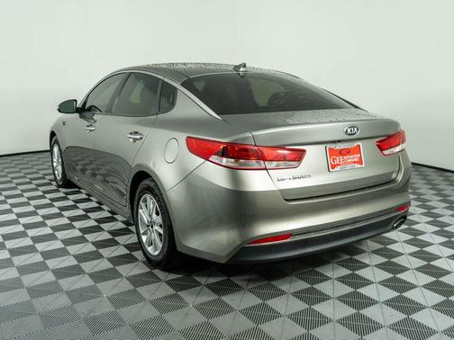 Titanium Silver 2016 Kia Optima LX