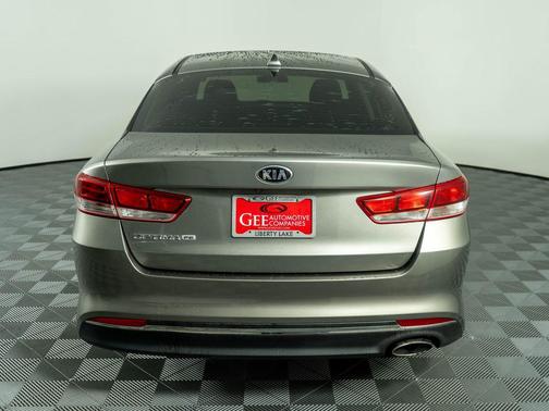 Titanium Silver 2016 Kia Optima LX