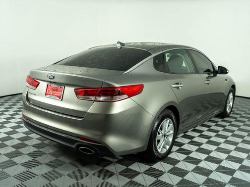 Titanium Silver 2016 Kia Optima LX