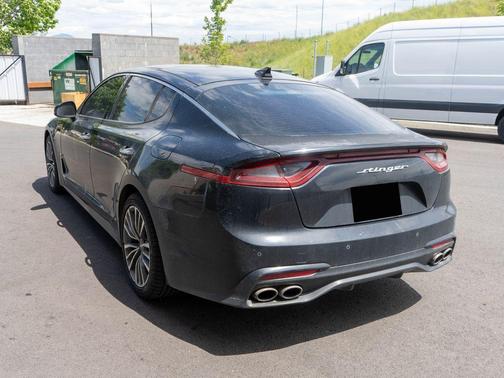 Aurora Black 2018 Kia Stinger Premium