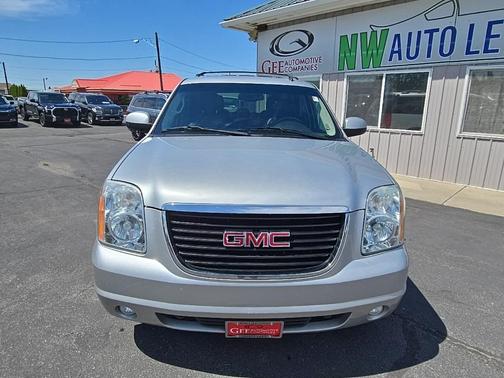 2011 GMC Yukon SLT