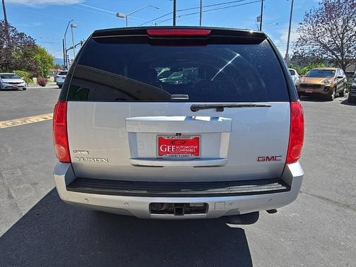 2011 GMC Yukon SLT
