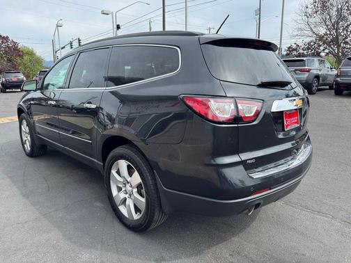 Black Granite Metallic 2014 Chevrolet Traverse LTZ
