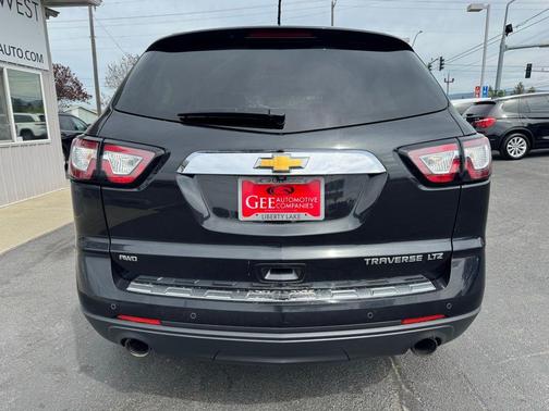 Black Granite Metallic 2014 Chevrolet Traverse LTZ