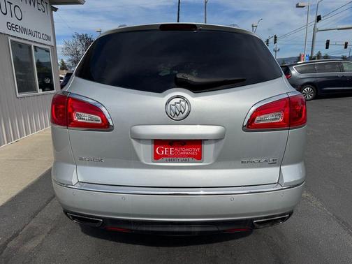 Quicksilver Metallic 2014 Buick Enclave Convenience