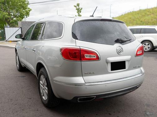 Quicksilver Metallic 2014 Buick Enclave Convenience