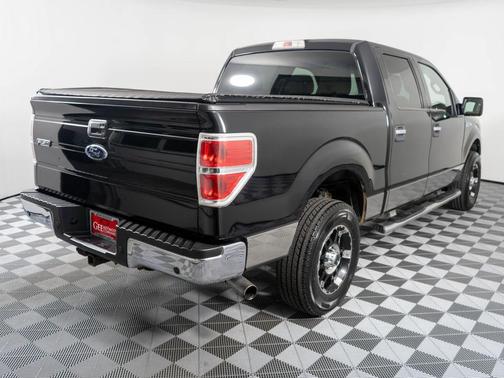 Black 2011 Ford F-150 XLT