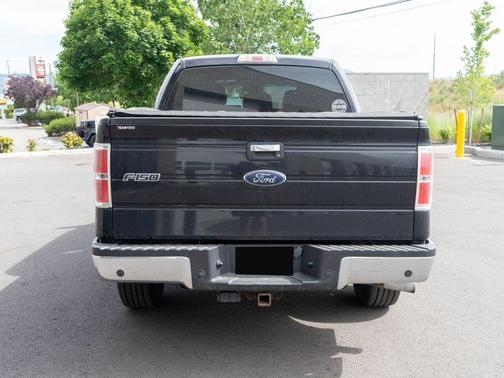 Black 2011 Ford F-150 XLT