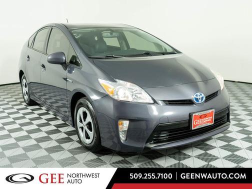 Winter Gray Metallic 2015 Toyota Prius Four