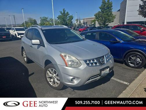 Brilliant Silver Metallic 2013 Nissan Rogue SV w/SL Pkg