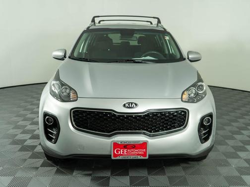 Sparkling Silver 2017 Kia Sportage LX