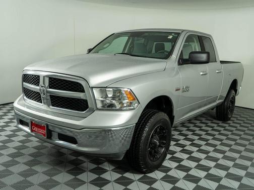 2017 RAM 1500 SLT