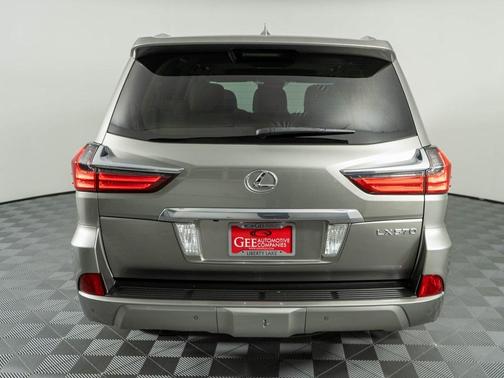 2016 Lexus LX 570 Base