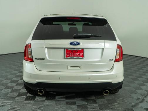 White Platinum Clearcoat Metallic 2013 Ford Edge SEL