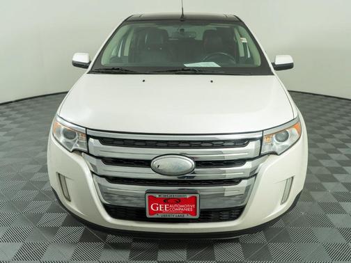 White Platinum Clearcoat Metallic 2013 Ford Edge SEL