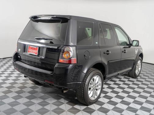Santorini Black 2015 Land Rover LR2 Base