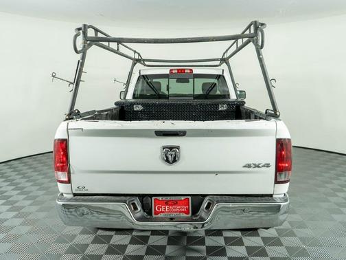 2015 RAM 1500 SLT