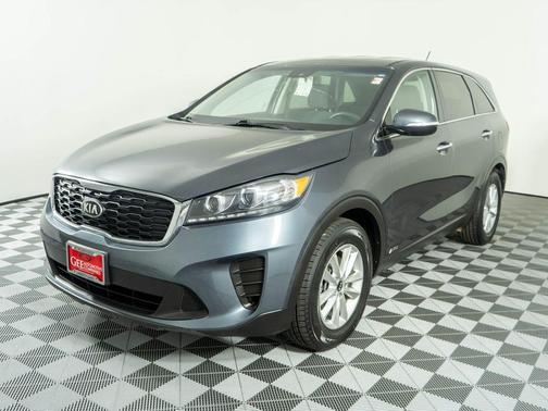 Gravity Gray 2020 Kia Sorento LX