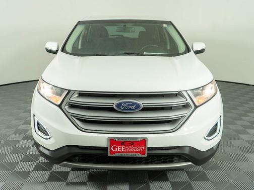 White 2018 Ford Edge SEL