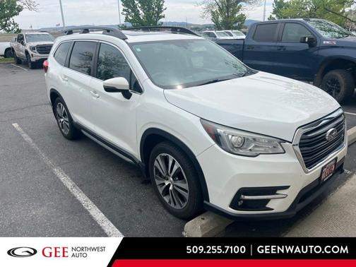 Crystal White Pearl 2019 Subaru Ascent Limited 7-Passenger