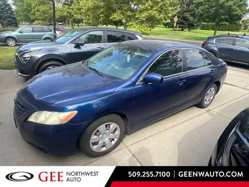 Blue 2007 Toyota Camry