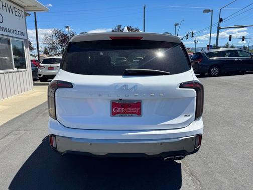 Glacial White Pearl 2023 Kia Telluride SX X-Line